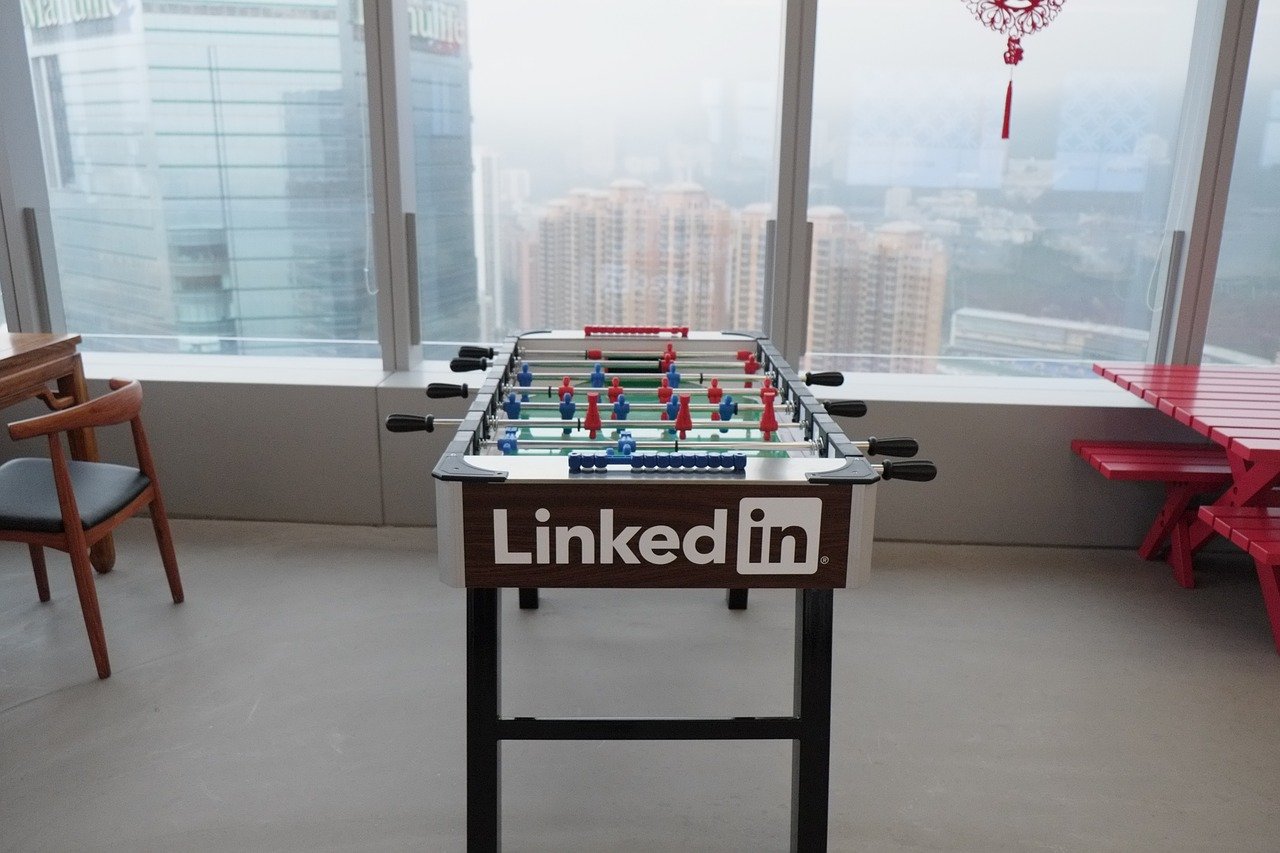LinkedIn more ‘In’ than ever when it comes to CEOs